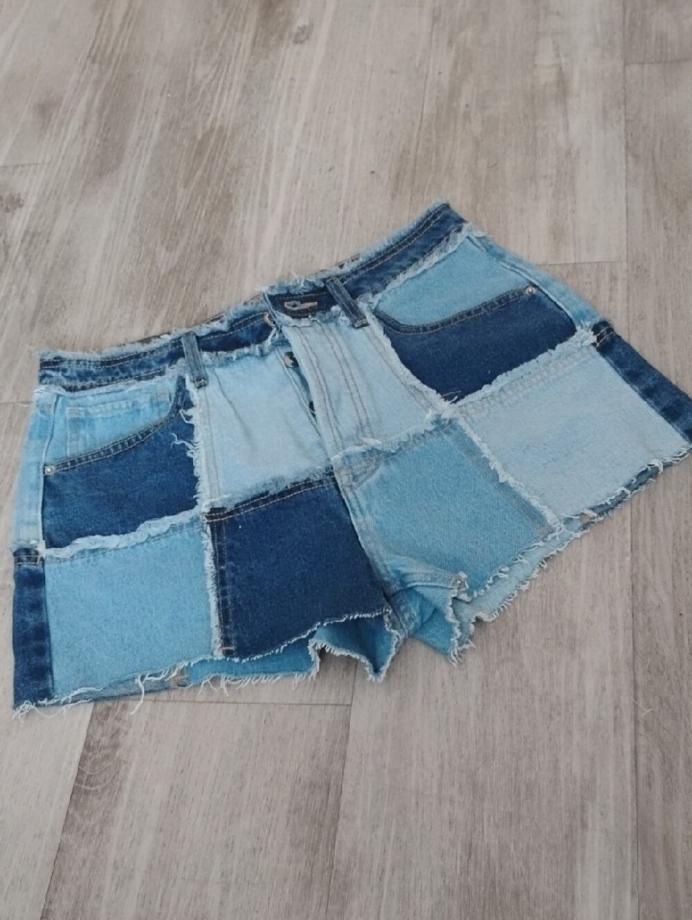 wild fable Patchwork Two-Tone Denim Shorts - Light & Dark Blue NWT🆕✨ - Picture 2 of 7